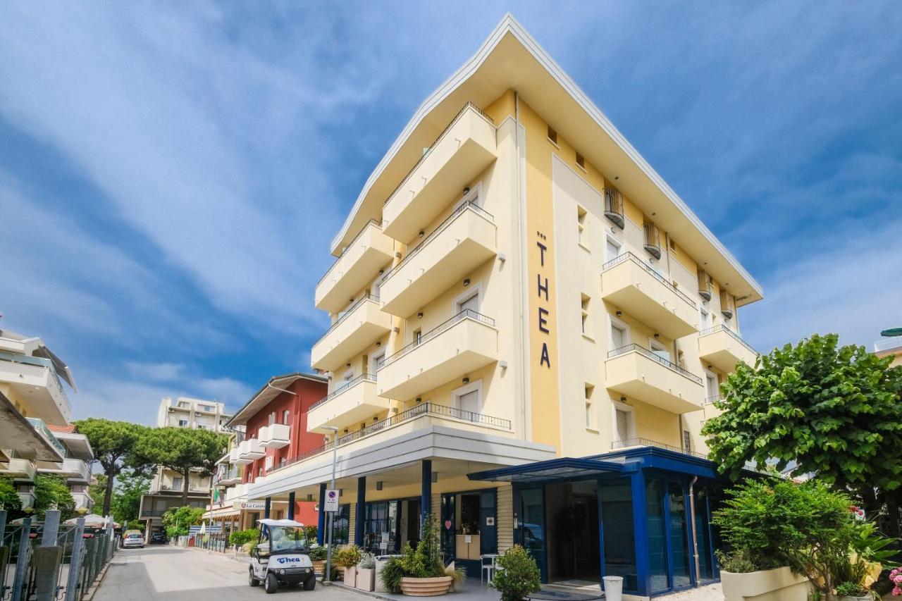 בלריה-איגאה מרינה Hotel Thea מראה חיצוני תמונה