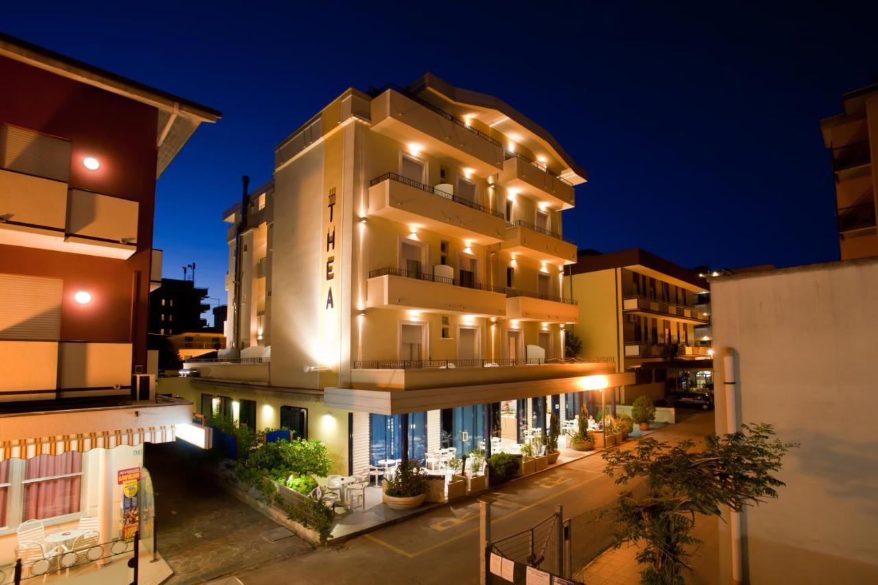 בלריה-איגאה מרינה Hotel Thea מראה חיצוני תמונה
